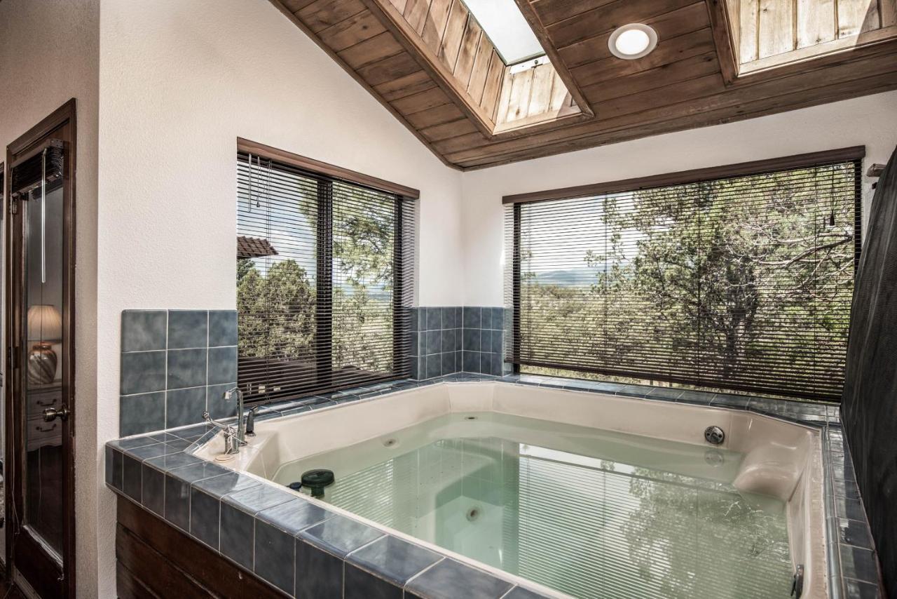 Christi And Dons Nuthouse Villa Ruidoso Luaran gambar
